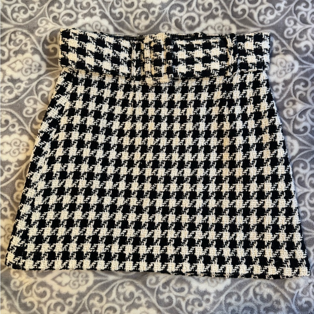 Zara houndstooth belt skirt